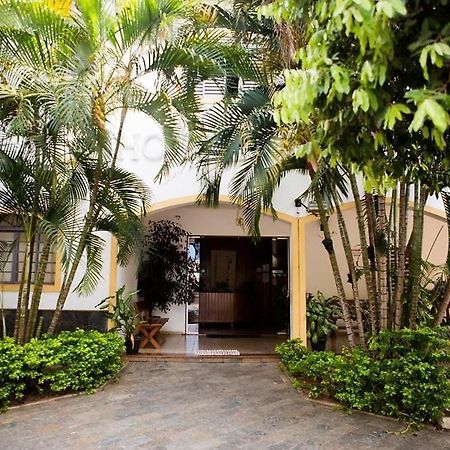 Hotel Santa Catarina Três Lagoas Exterior foto